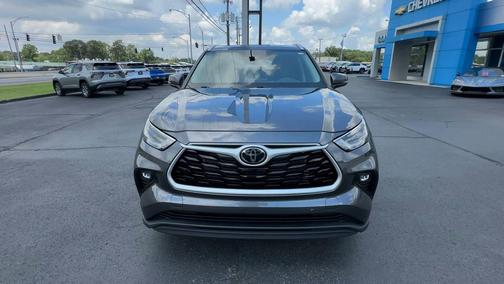 2024 Toyota Highlander XLE
