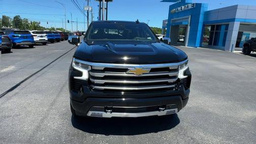 Black 2024 Chevrolet Silverado 1500 High Country
