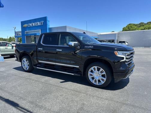 Black 2024 Chevrolet Silverado 1500 High Country