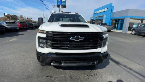 2026 Chevrolet Silverado 2500 Custom