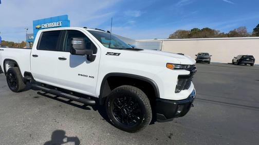 2026 Chevrolet Silverado 2500 Custom