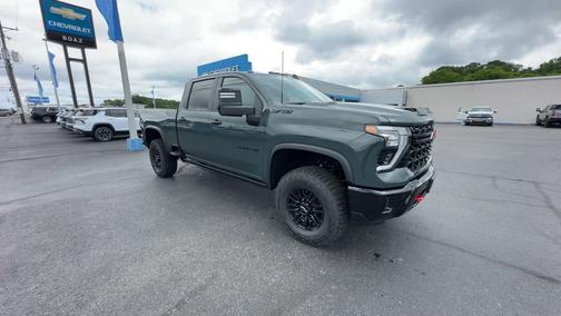 Cypress Gray 2026 Chevrolet Silverado 2500 Crew Cab, Standard Bed, XR2, 4WD