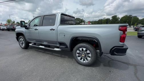 Gray 2026 Chevrolet Silverado 2500 Custom