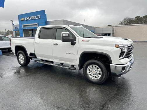 2025 Chevrolet Silverado 3500 LTZ