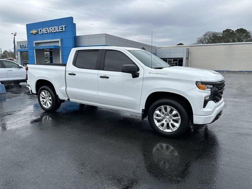 2023 Chevrolet Silverado 1500 Custom