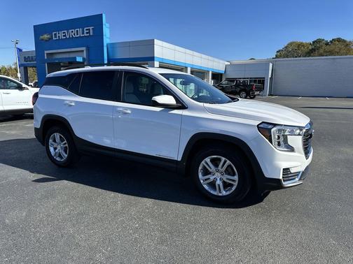 2024 GMC Terrain SLE