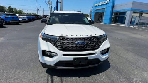 STAR WHITE MET TRI-COAT 2022 Ford Explorer XLT
