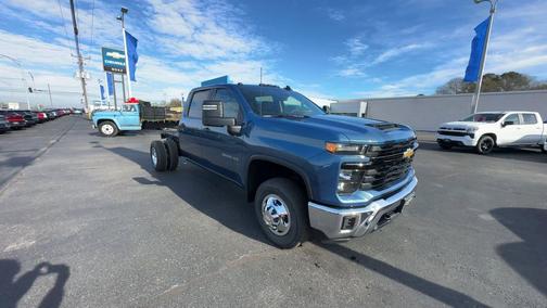2026 Chevrolet Silverado 3500 Work Truck