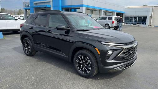 Black 2026 Chevrolet Trailblazer ACTIV