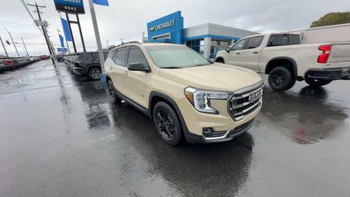 2023 GMC Terrain AWD AT4