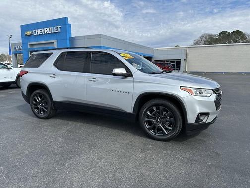 2021 Chevrolet Traverse RS