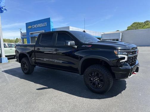 Black 2024 Chevrolet Silverado 1500 ZR2