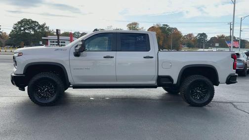 2026 Chevrolet Silverado 2500 ZR2