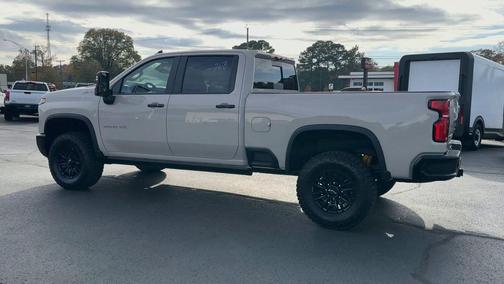 2026 Chevrolet Silverado 2500 ZR2