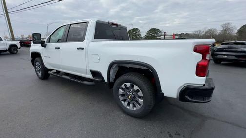 2026 Chevrolet Silverado 2500 Custom