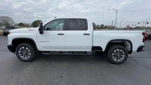 2026 Chevrolet Silverado 2500 Custom