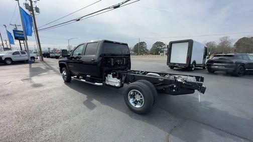 2026 Chevrolet Silverado 3500 LT