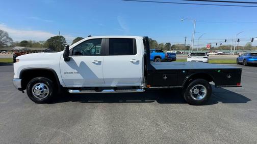 2026 Chevrolet Silverado 3500 LT