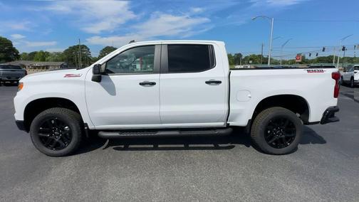 Summit White 2026 Chevrolet Silverado 1500 LT Trail Boss