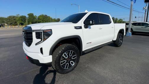 Summit White 2024 GMC Sierra 1500 AT4
