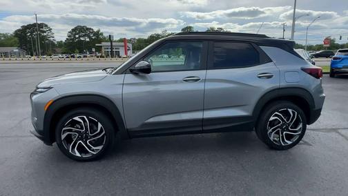Sterling Gray Metallic 2025 Chevrolet Trailblazer RS