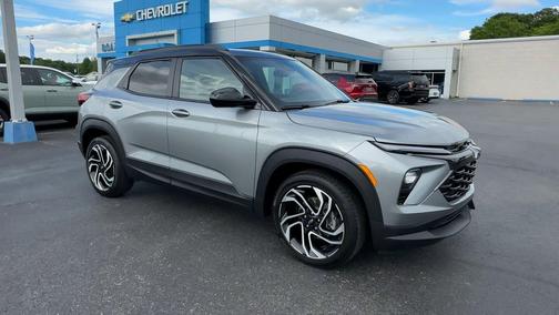 Sterling Gray Metallic 2025 Chevrolet Trailblazer RS