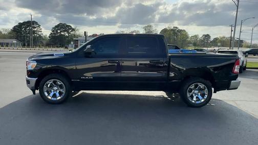 Diamond Black Crystal Pearlcoat 2021 RAM 1500 Big Horn/Lone Star