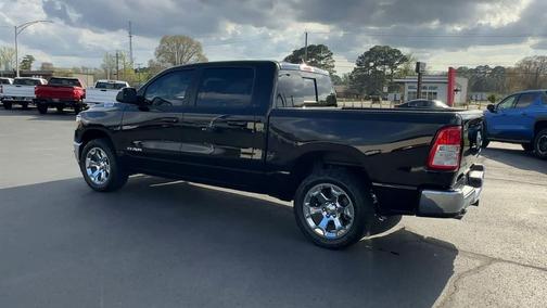 Diamond Black Crystal Pearlcoat 2021 RAM 1500 Big Horn/Lone Star