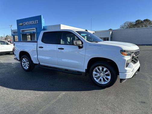 2022 Chevrolet Silverado 1500 Custom