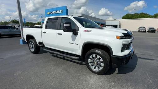 2024 Chevrolet Silverado 2500 Custom