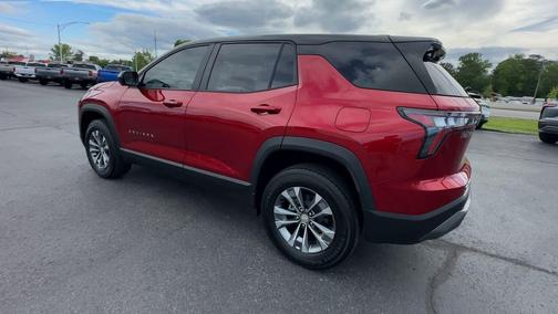 Radiant Red Tintcoat 2025 Chevrolet Equinox 1LT