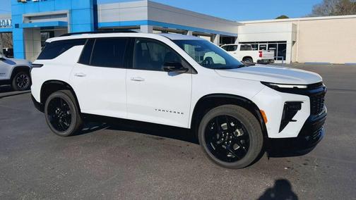 White 2026 Chevrolet Traverse RS