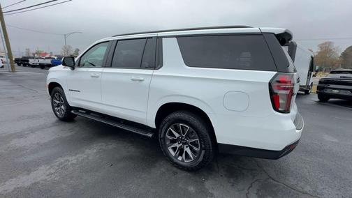 2024 Chevrolet Suburban 4WD Z71
