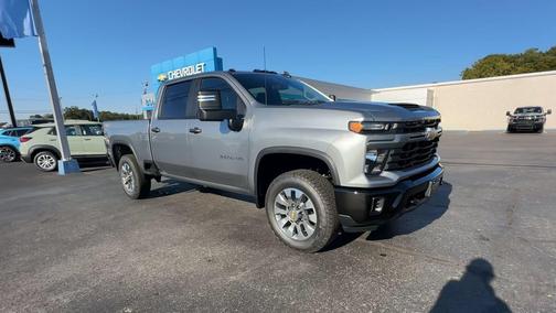 Sterling Gray Metallic 2026 Chevrolet Silverado 2500 Custom