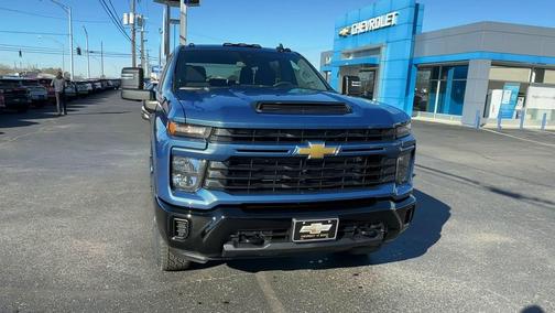 2026 Chevrolet Silverado 2500 Custom