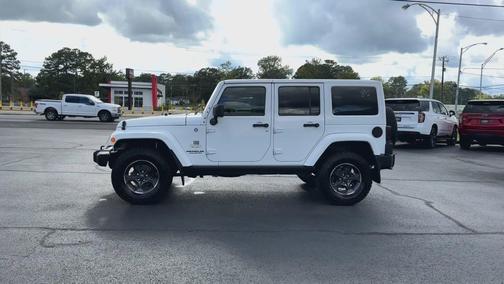 2013 Jeep Wrangler Unlimited Sahara