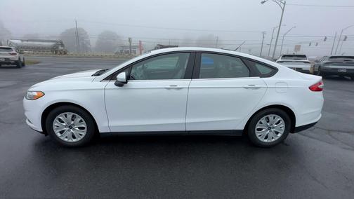 2013 Ford Fusion S
