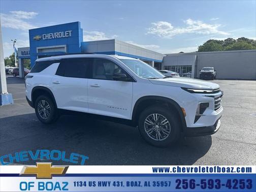 2025 Chevrolet Traverse LT