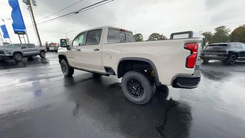 2026 Chevrolet Silverado 2500 ZR2