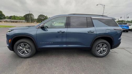 Blue 2026 Chevrolet Traverse LT