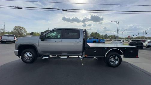 2026 Chevrolet Silverado 3500 LT