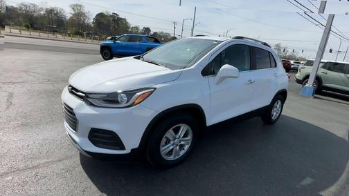 Summit White 2020 Chevrolet Trax LT