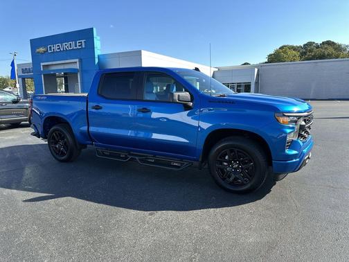 2024 Chevrolet Silverado 1500 Custom