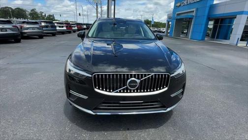2022 Volvo XC60 B5 Inscription