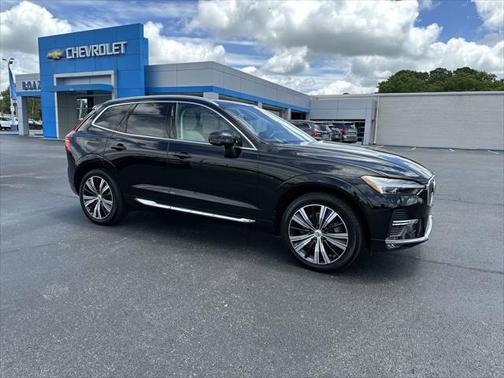 2022 Volvo XC60 B5 Inscription