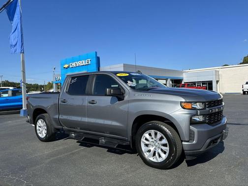 2022 Chevrolet Silverado 1500 Custom