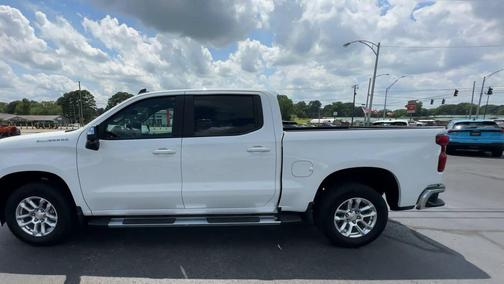 Summit White 2024 Chevrolet Silverado 1500 LT