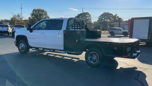2026 Chevrolet Silverado 3500 LT