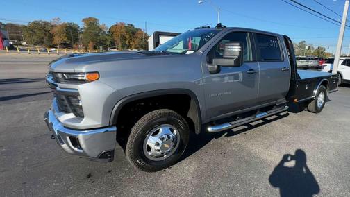 2026 Chevrolet Silverado 3500 LT