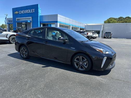 2022 Toyota Prius XLE